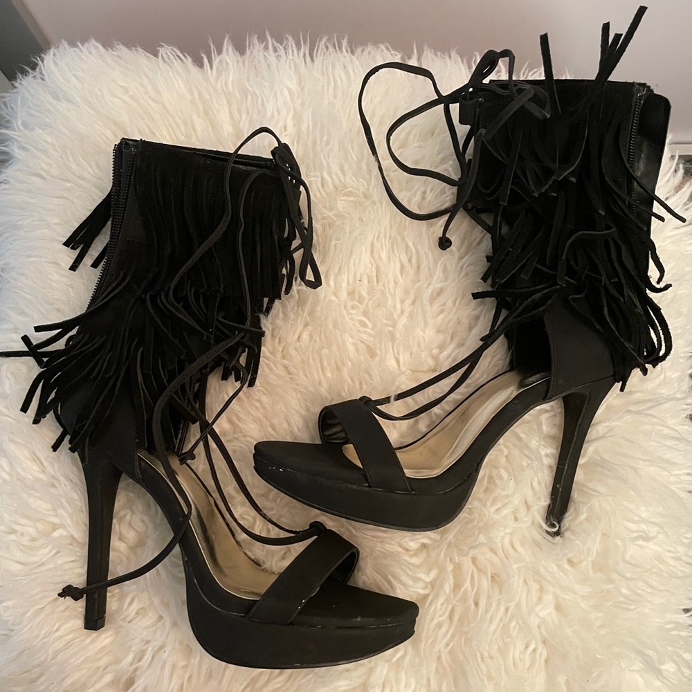 NWOT black lace up heels